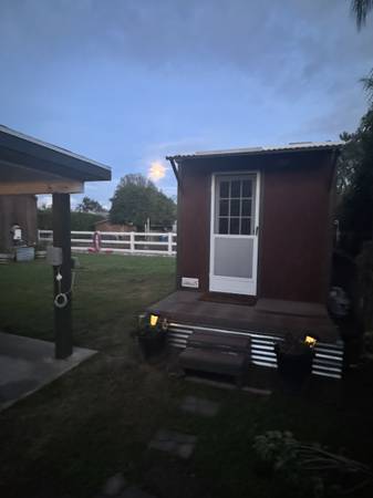 Tiny House (One Person Only 1