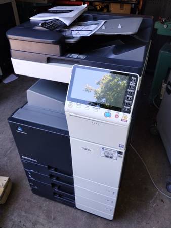 Minolta Konica Balck/White 364e 1