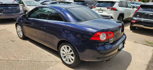2010 Volkswagen Eos Komfort Hardtop Convertible European Driving Fun - $10,988 (Boulder Hybrids)63612190481409122