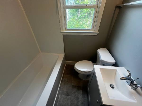 $750 / 2br - 850ft2 - Nice and Affordable, 2bd/1bth (Spartanburg)63661238849537123