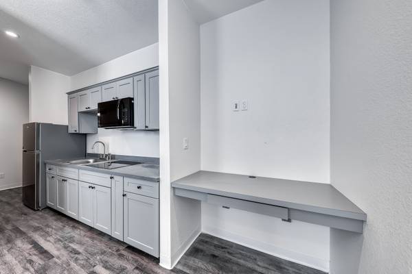$1,000 📦 Ready to Move? New Studio Apartments Available Now!63859501137155124