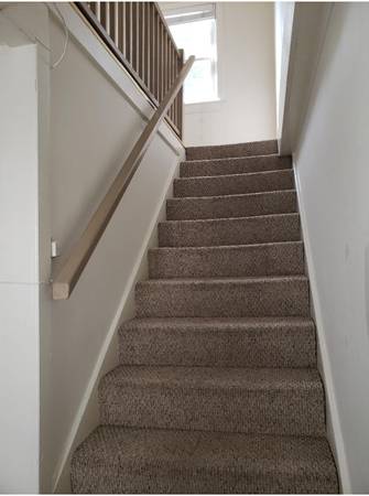 $1,500 / 1br - 1 bedroom, 2 minute walk to DWNTWN PORTSMOUTH (Portsmouth)63656278560769124