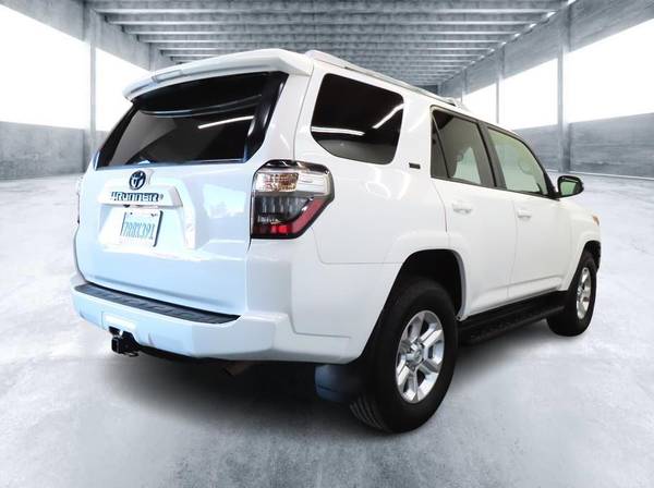 2016 Toyota 4Runner SR5 Premium - ¡BUENO/MALO/CRÉDITO NULO ACEPTABLE! - $25,999 (+ Escondido Auto Super Center)63440645956225122