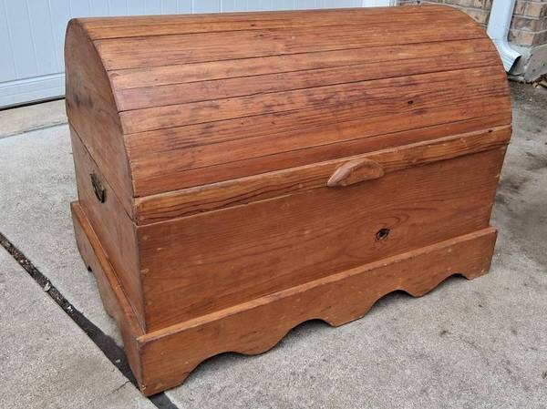 Vintage "Dome Top" Wooden Trunk / Chest