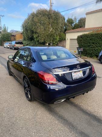 2020 Mercedes C300 Sedan - Un solo propietario, pocos kilómetros, totalmente revisado - $26,750 (Cardiff by the Sea)63618407910913123