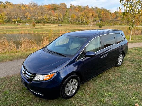 2016 Honda Odyssey SE - Loaded, Spotless, Only 95k Miles!!! 1