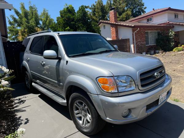 2003 Toyota Sequoia Limited 4x4 - $9,900 (Concord)63478331843587122
