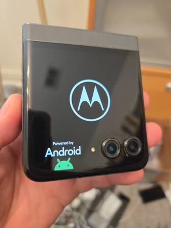 Sim Unlocked Motorola Moto Razr 5g 256gb plus 256gb 1