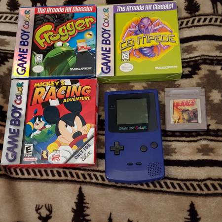 Nintendo Gameboy Color - $200 (Kennewick)