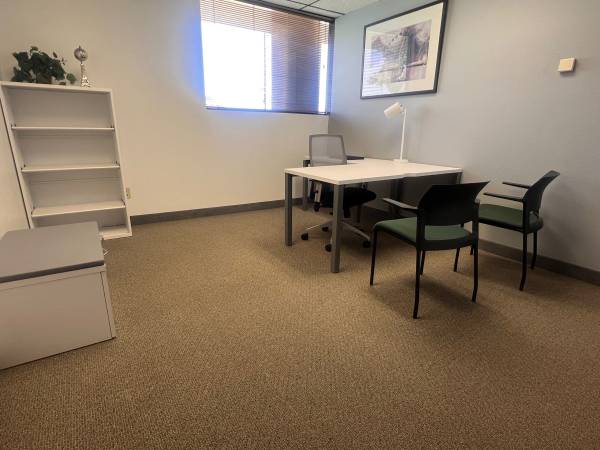 The perfect starter office with flexible terms 1