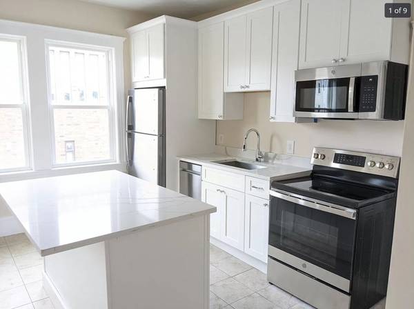 $2,200 / 2br - Dorchester 2 Bed/1 Bath Apartment | Neponset Ave (Dorchester)64213546449026121