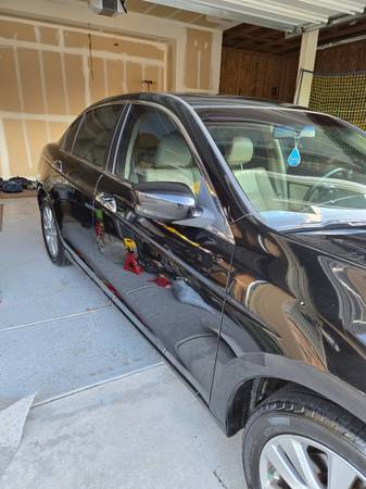 Honda Accord EX-L V6 de 2012 - $8,000 (Brighton)63619895403265122