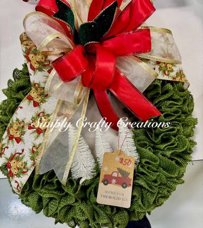 Green burlap Christmas tree wreath 1