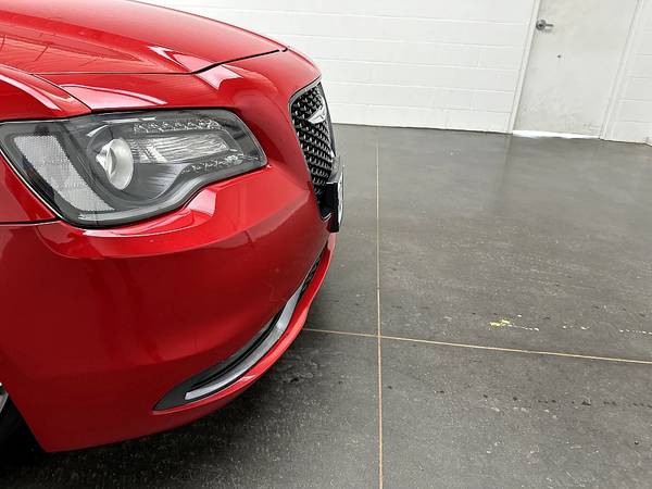 $240/mo - 2017 Chrysler 300 300S 300 S 300-S for ONLY - $15,400 (1155 Canton Road Carrollton, OH 44615)63436229862147121