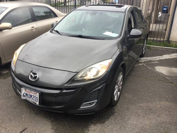 Mazda 3 2010 - $700 ($700 de pago inicial para financiar)63619328569731121