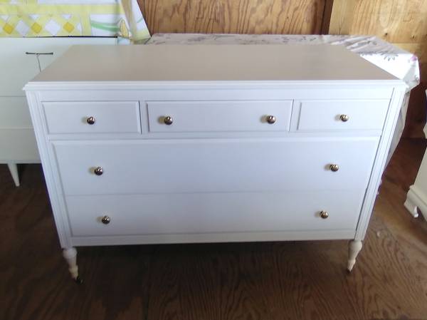 5 Drawer Dresser 1