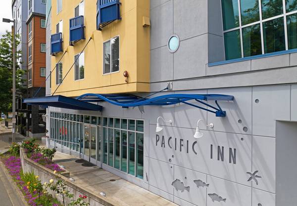 $1,895 Affordable Living! Loft Apartments! Furnished! Util Included! (Bellevue - Downtown)63688369476611121