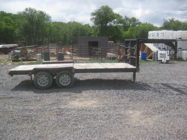16ft Flatbed Trailer Gooseneck 1