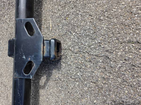 Universal Hitch 1