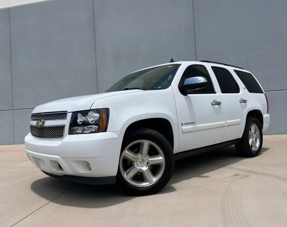 2008 Chevrolet Tahoe LTZ, TÍTULO LIMPIO DE TEXAS/VENTA EN EFECTIVO - $4,990 (Dallas)63622089227139121