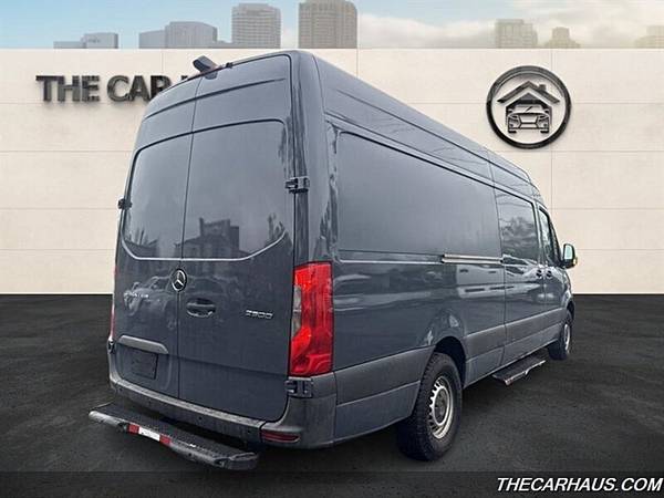 2019 Mercedes-Benz Sprinter 2500 - $31995.0063469629174145122