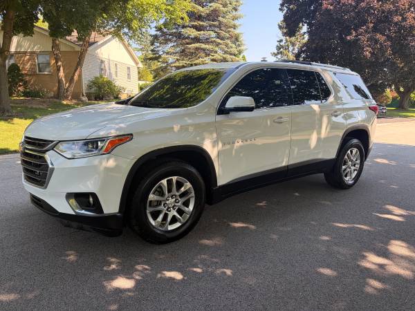 2018 Chevy Traverse (Low Miles/Good Condition/Very Clean) 1