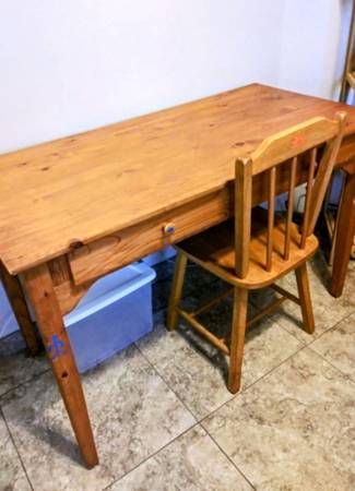 Solid Wood Writing Desk with Chair with Southwest accents 1