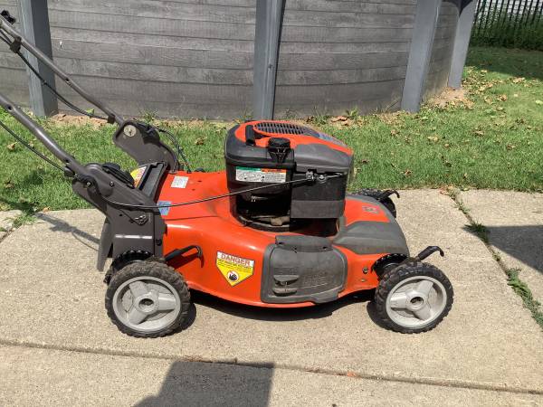 Husqvarna Lawn Mower 1