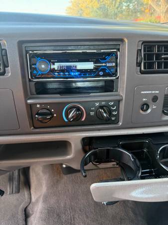 2001 Ford F250 ///RUNS STRONG/// - Photo 10