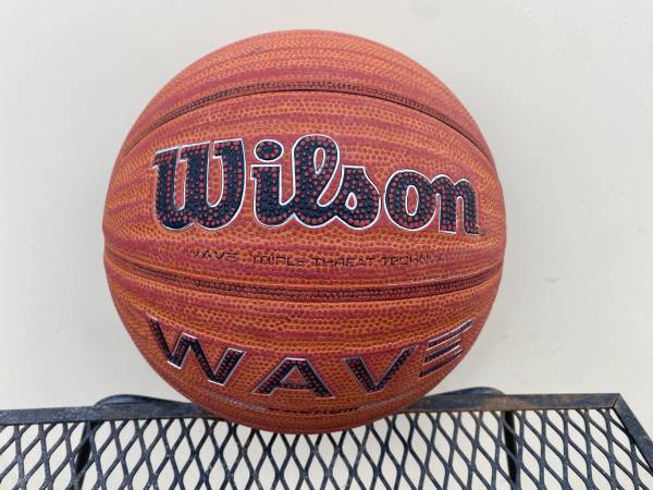 Wilson Wave Game Basketball Size 7 (29.5") 1