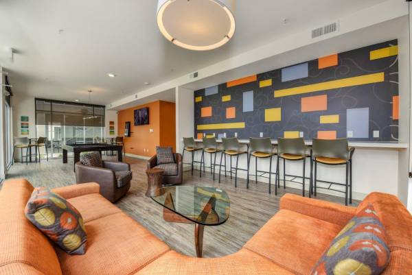 $2,458 / 1br - 744ft2 - Package Receiving, Private Balcony/Patio, On-Site Maintenance (NE 8th Street)63808008560129121