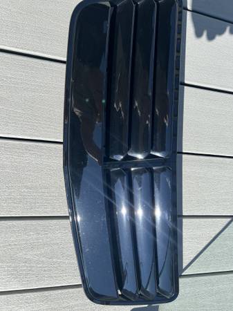 Front Upper Hood Vent Insert Cover For 24-25 Ford Mustang 1