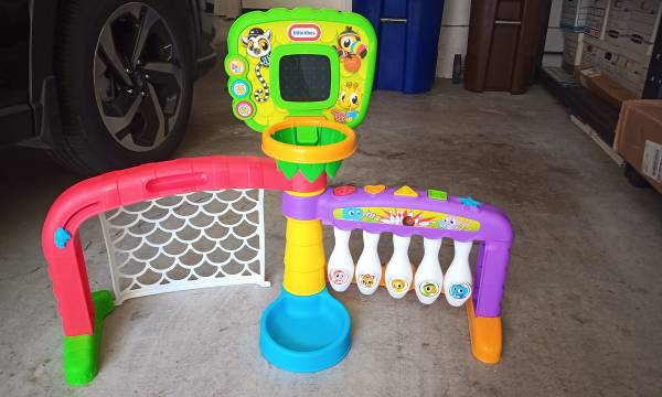 Little Tikes 3-in-1 Sports Zone 1