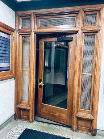 $435 / 126ft2 - Quiet Upstairs Office Space Downtown (Wenatchee)63861425236611121