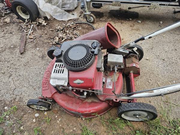 free used lawnmower!! 1