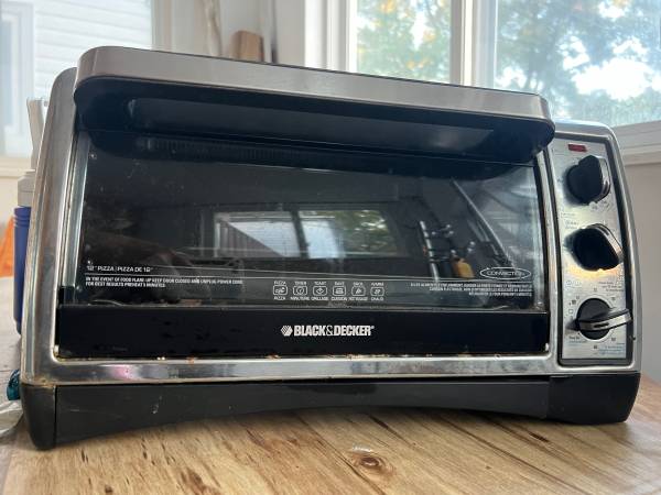 black and decker and Toastmaster oven toaster 1