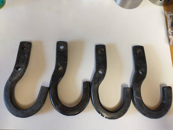 GM Tow Hooks, 88-98 1