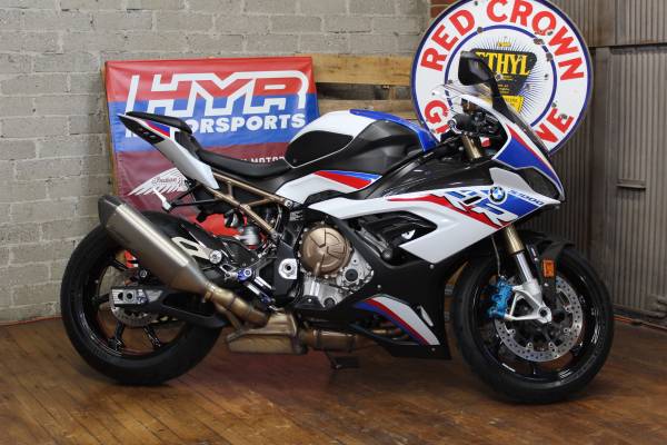 2022 BMW S1000RR M 1