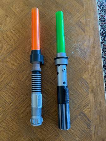 Star Wars Light Sabers (2) 1