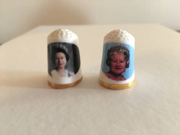 Thimbles | Queen 1