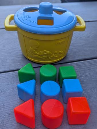 Vintage Playskool My Shape and Stir Pot 1