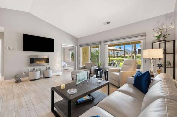$1,500 / 1hab - 775ft2 - Increíble condominio de una habitación (Palm Springs, CA)63758324696193120