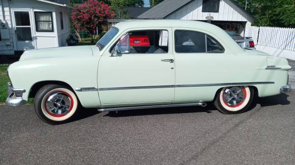 Coupé Ford 1950 - $13,000 (knoxville)63625083126529121