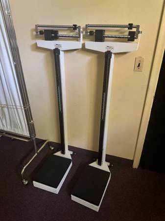 two doctor scales, NOT electronic old fashioned 1