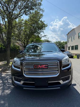 2016 GMC ACADIA DENALI - $11,000 (Brooklyn)63614842666113121