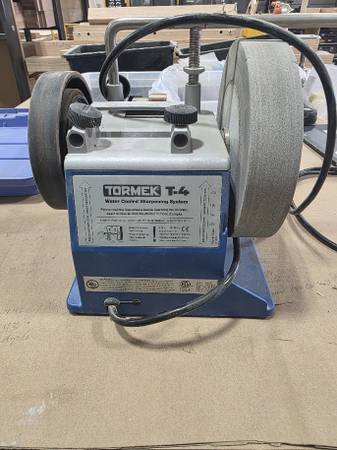 Tormek T-4 sharpener 1