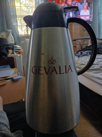 GEVALIA STAINLESS STEEL COFFEE OR TEA  THERMO WARMER 1