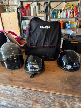 Motorcycle Helmet’s And Storage Bag 1
