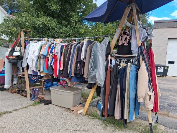 Yard sale photo