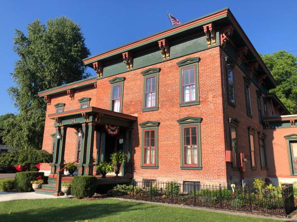 Cortland Cute Apartment In Historic - Room for Rent